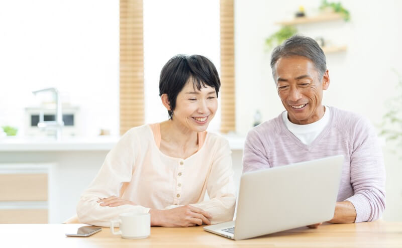 「親の代理婚活」とは?現代版お見合いの仕組みと意義